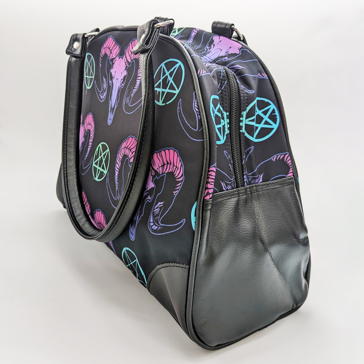Wholesale ​Goat Skulls and Pentacles Purse - Shady Front
