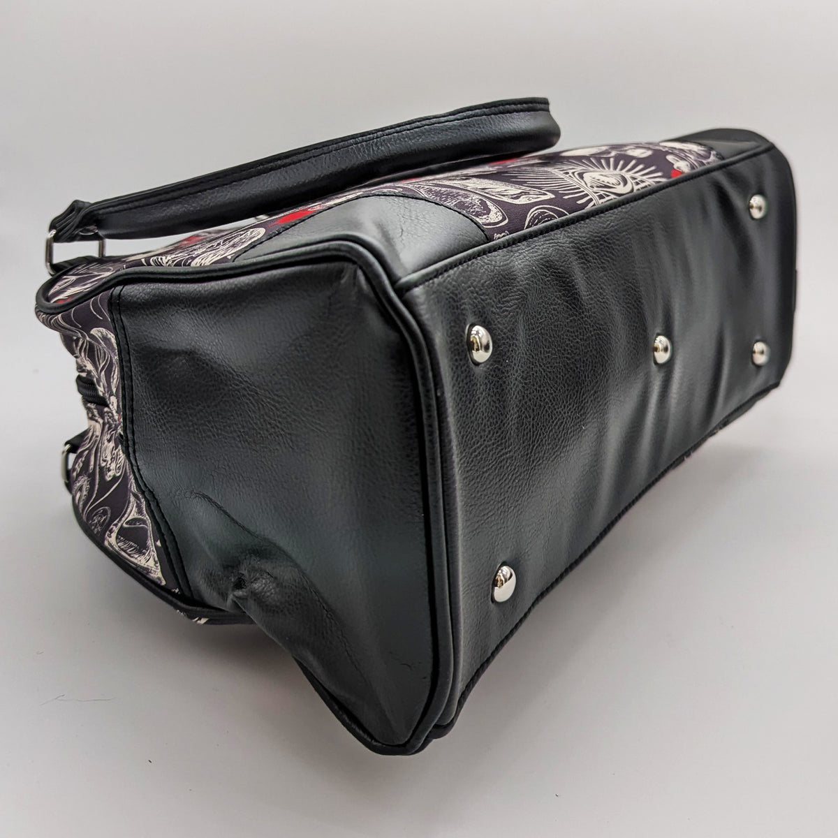Wholesale ​Occult Calling Purse - Shady Front